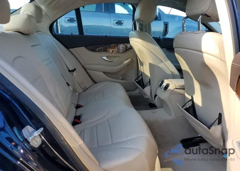 2015 Mercedes-Benz C 300 4Matic from USA, damaged, VIN 55SWF4KB4FU017357